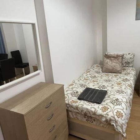 001- Lovely 3-Bedroom Very Close To Oxford Street London Exterior photo