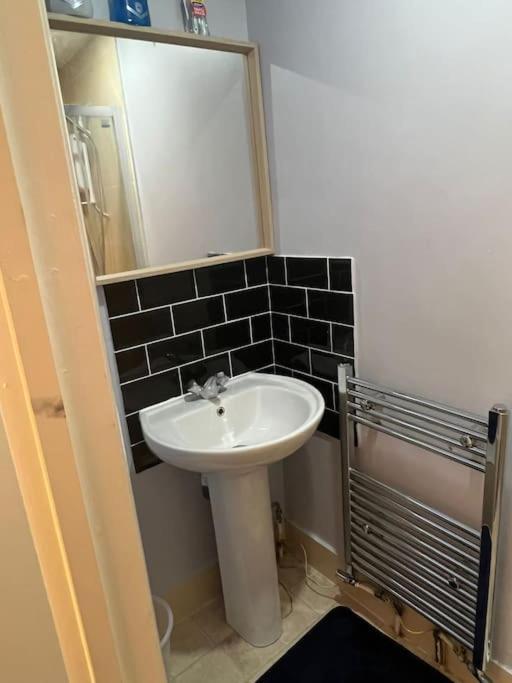 001- Lovely 3-Bedroom Very Close To Oxford Street London Exterior photo