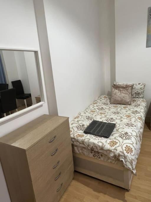 001- Lovely 3-Bedroom Very Close To Oxford Street London Exterior photo