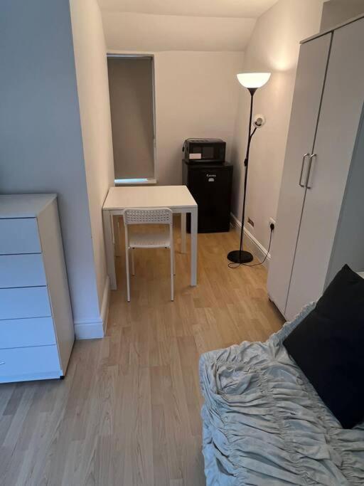 001- Lovely 3-Bedroom Very Close To Oxford Street London Exterior photo