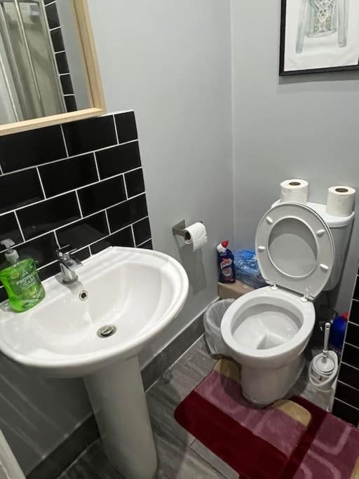 001- Lovely 3-Bedroom Very Close To Oxford Street London Exterior photo